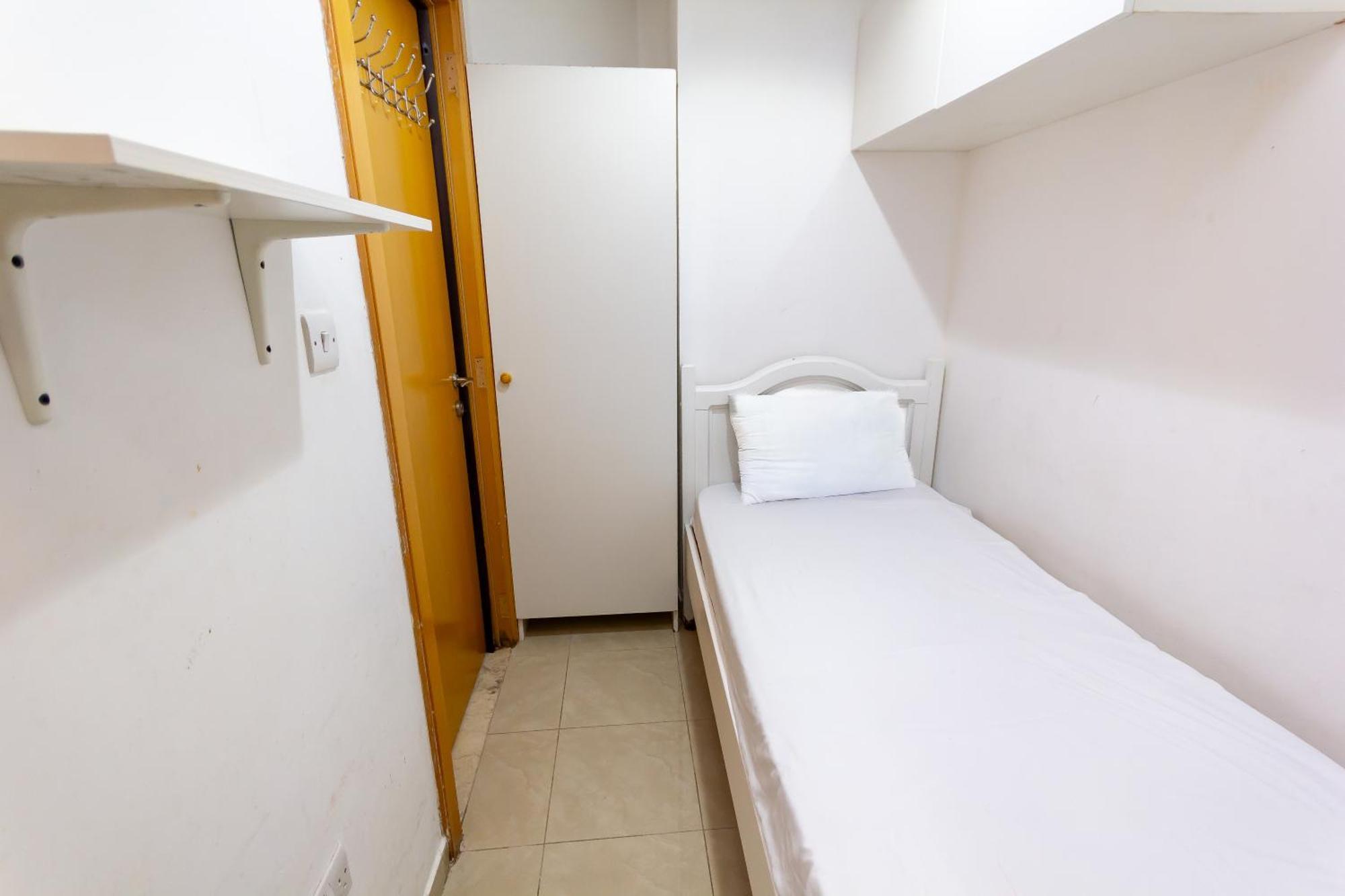 Budget Rooms With Private Bathroom For 'Girls' Only In Dubai, Marina Екстер'єр фото